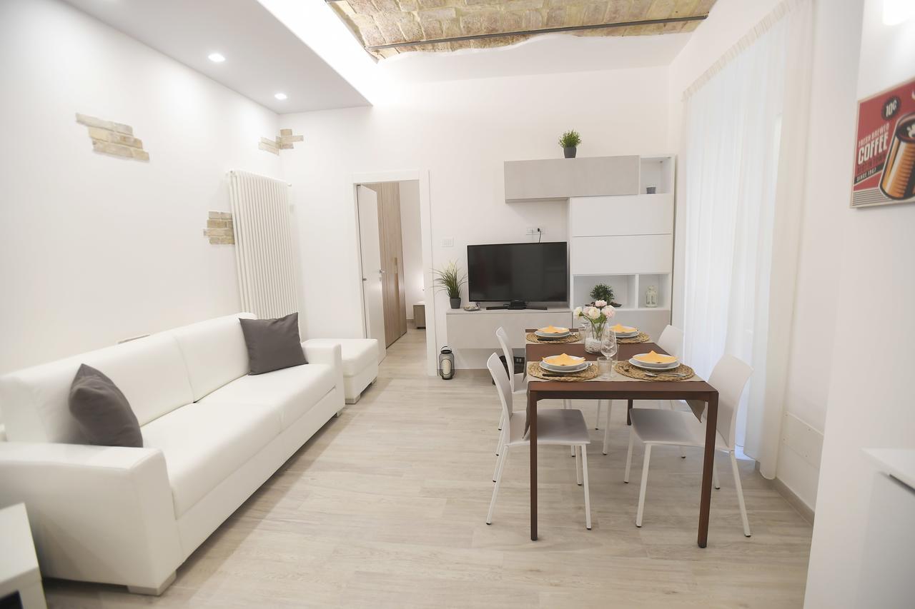 Laterano 250 - Colosseo Рим Экстерьер фото