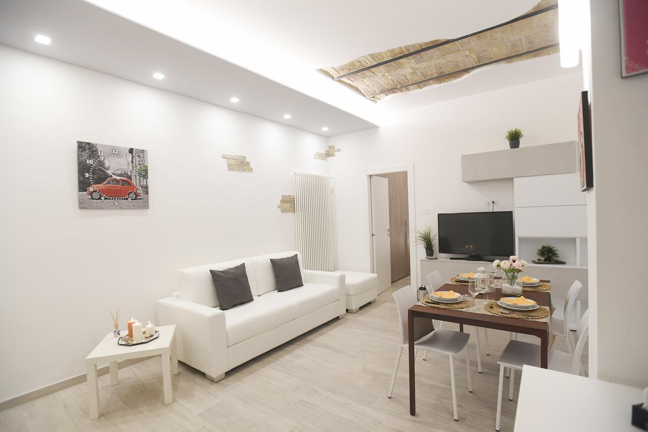 Laterano 250 - Colosseo Рим Экстерьер фото